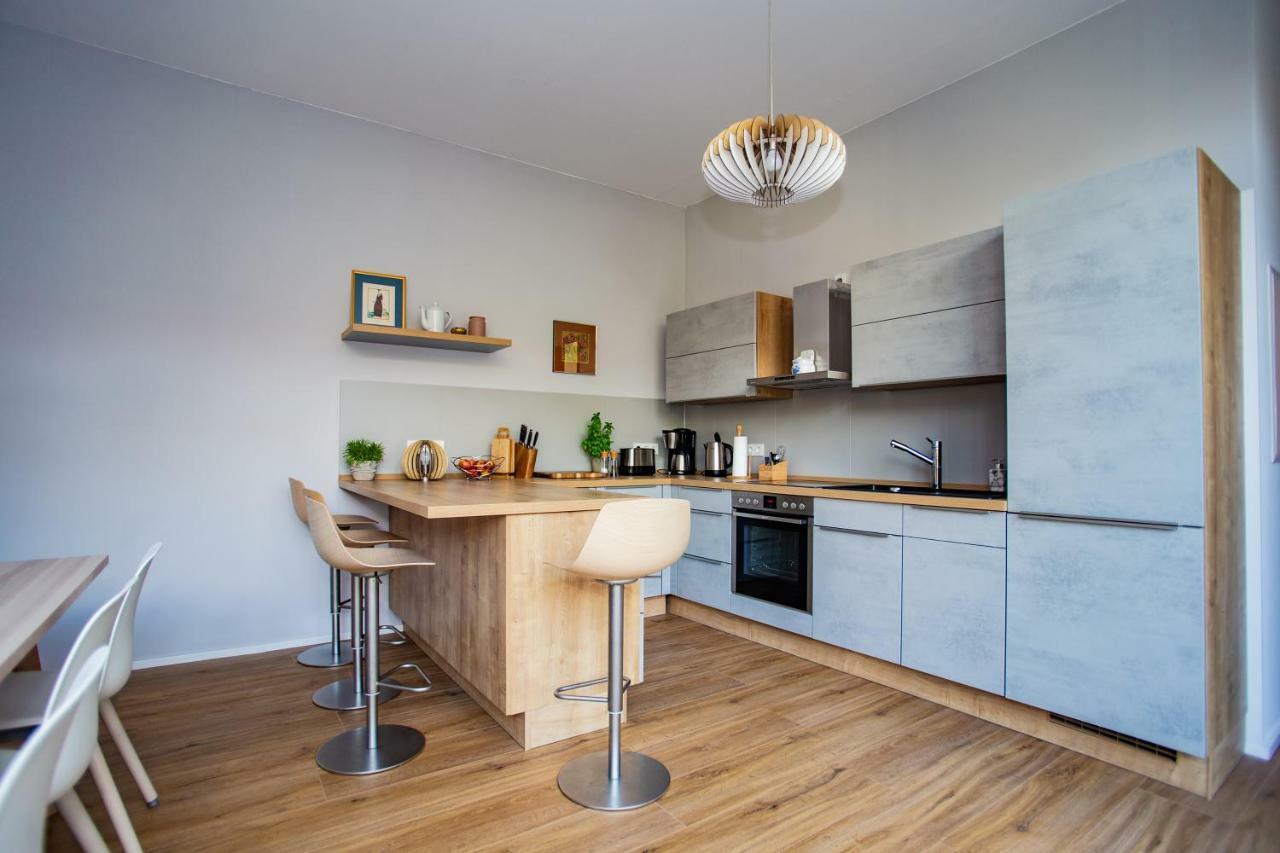 Eckhof Domizil - Grosszuegige Ferienwohnung Mit Kleinem Garten In Der Altstadt Von โกทา ภายนอก รูปภาพ