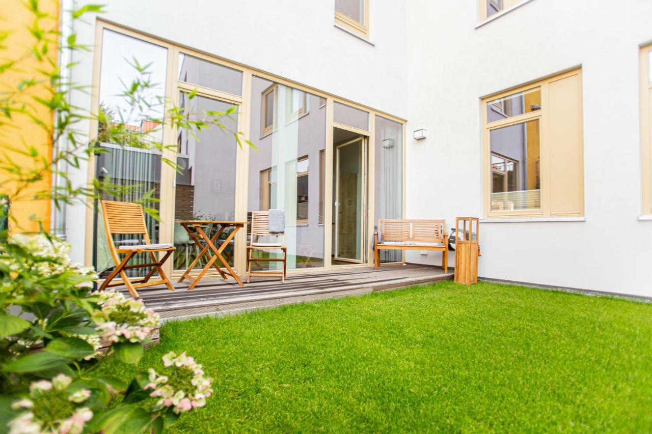 Eckhof Domizil - Grosszuegige Ferienwohnung Mit Kleinem Garten In Der Altstadt Von โกทา ภายนอก รูปภาพ